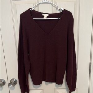 H&M Dark Violet V-Neck Sweater Lightweight Knit